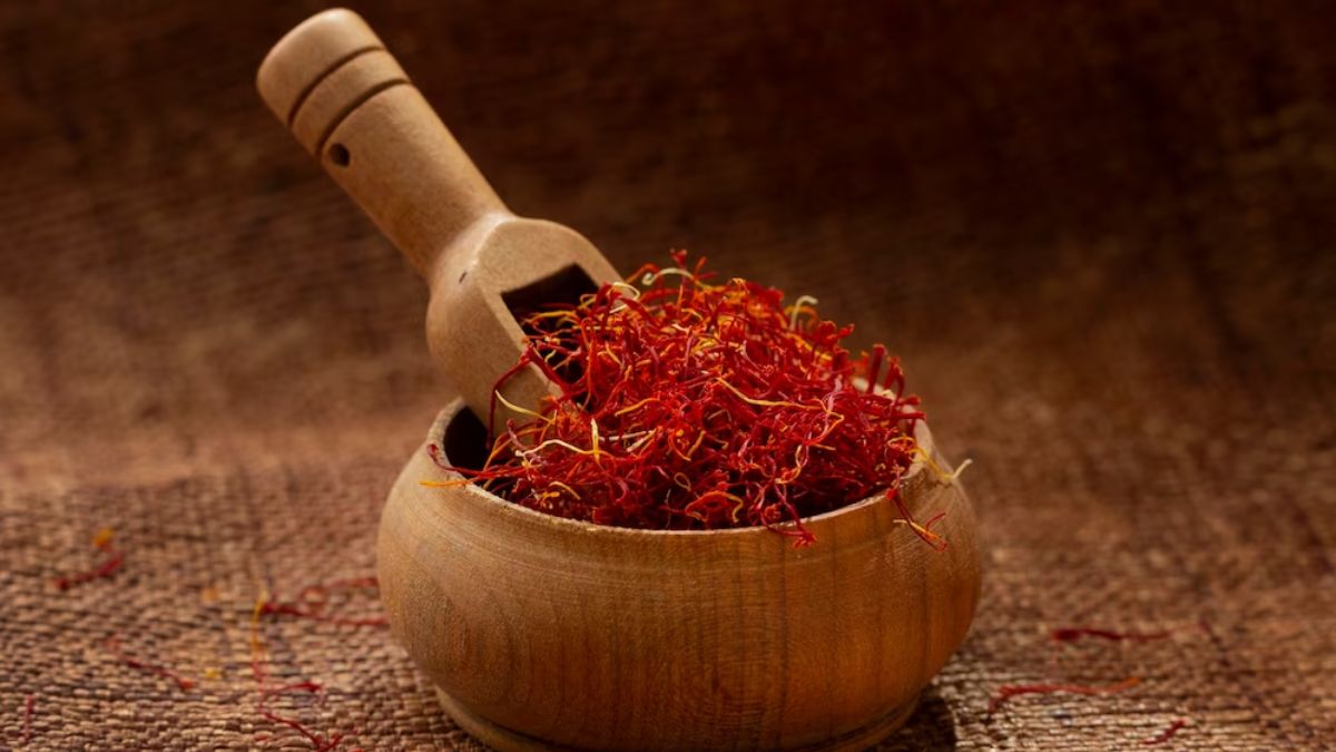 5-reasons-why-you-must-add-kesar-into-your-diet
